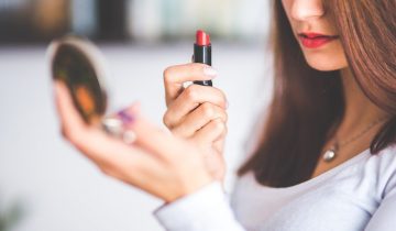 Top 5 UK Beauty Blogs You’ll Love to Follow